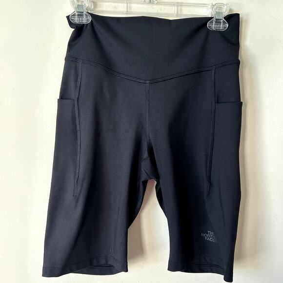 The North Face Pants - The North Face Motivation HR 9-Inch Bike Shorts Womens Size L Pockets Athletic